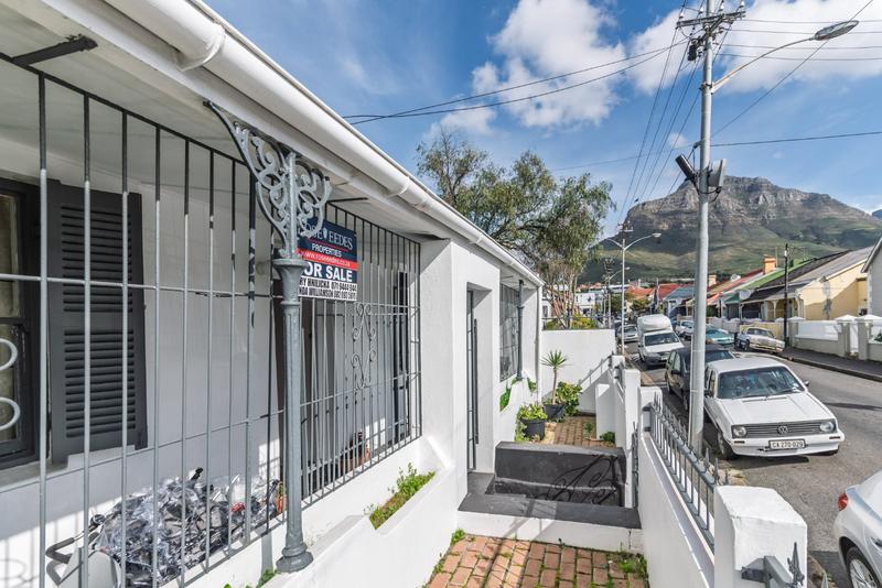 2 Bedroom Property for Sale in Observatory Western Cape